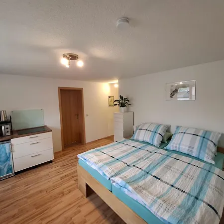 Privatunterkunft Ferienzimmer Lio Hasselfelde